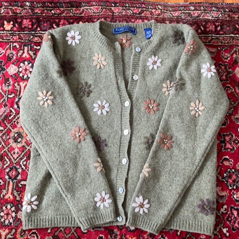 Vintage Karen Scott 100% Wool Cardigan.